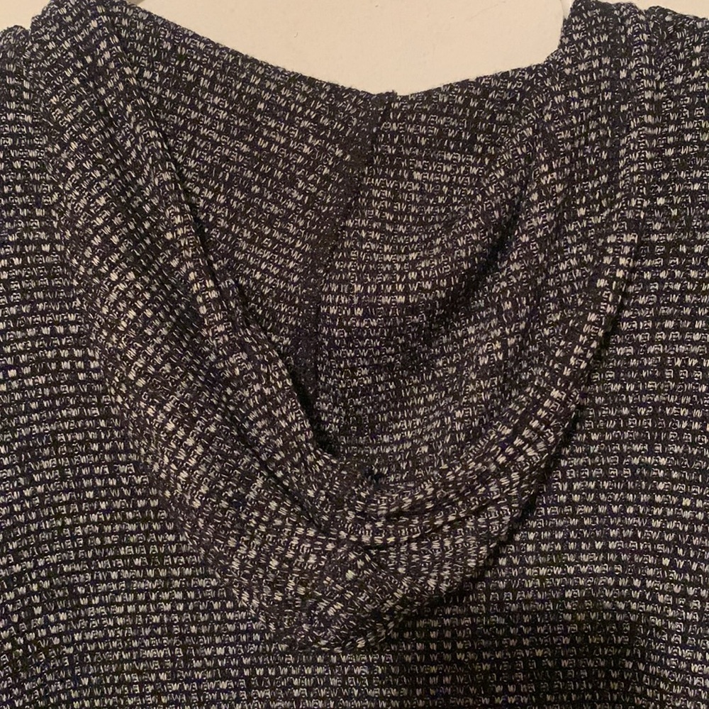 Aeropostale Women’s Hooded Sweater/Tunic NWT - Picture 3 of 5